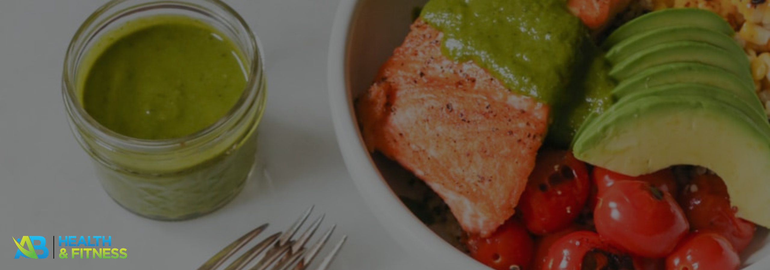 A heart-healthy salmon and quinoa power bowl packed with protein, fiber, and fresh vegetables